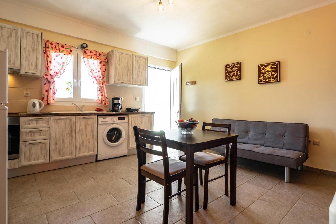Zoi Apartment